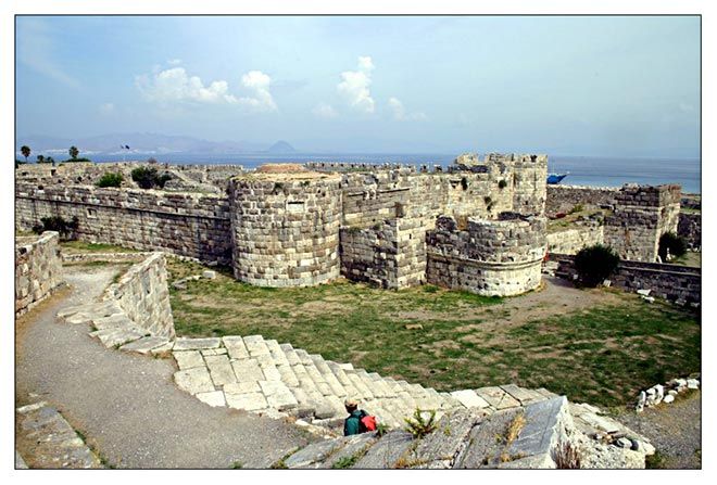 Kos Kalesi | Flickr @andsbands