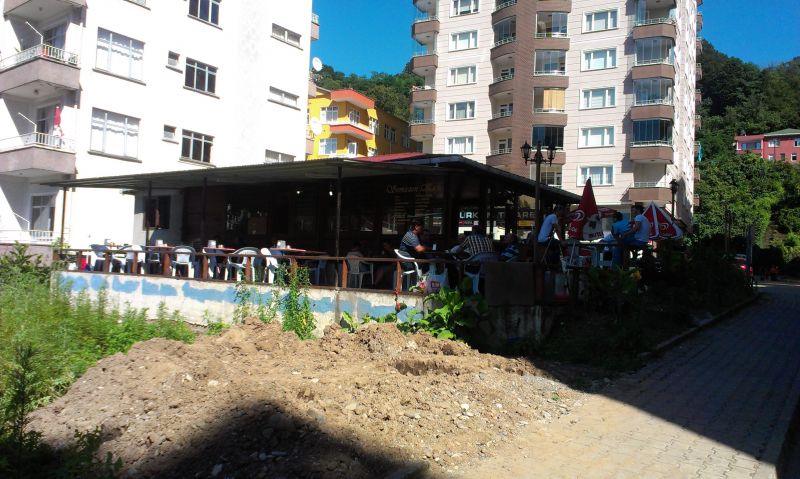 Hopa devlet hastanesi arkasındaki Semazen Kafe